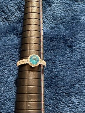 NWOT Blue Topaz Halo Sterling Silver Ring - Women Jewelry sz 7